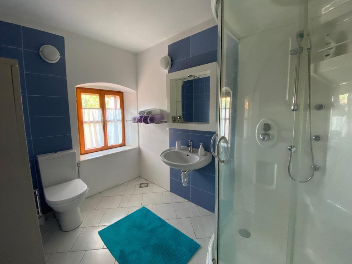Holiday Home Hauser Vrbanj Ngoại thất bức ảnh